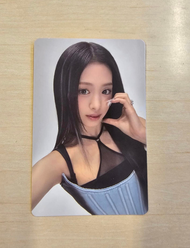 BABYMONSTER 1st Mini Album BABYMONS7ER - Official POB Photocard - Swiss K-POPup