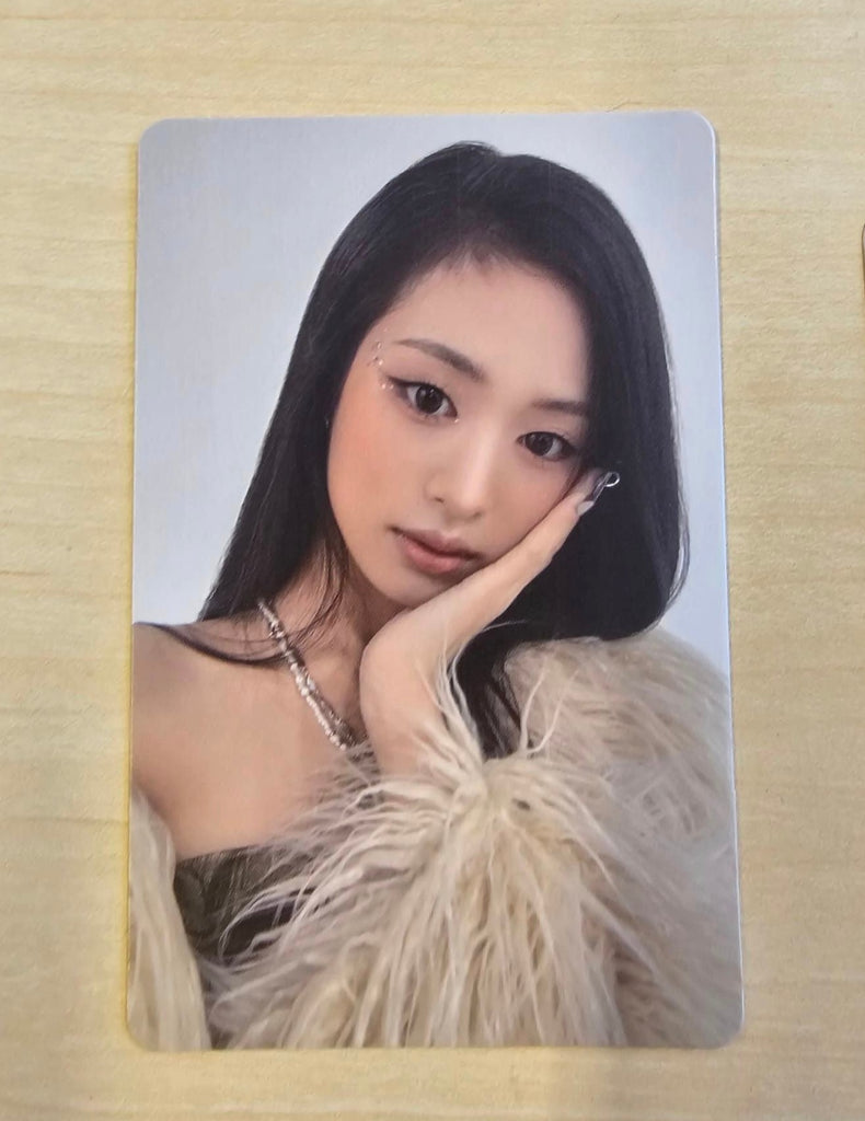 BABYMONSTER 1st Mini Album BABYMONS7ER - Official POB Photocard - Swiss K-POPup