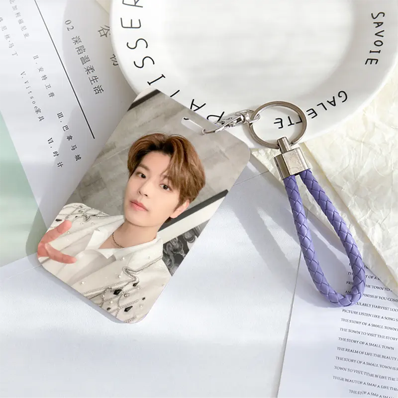STRAY KIDS CARD HOLDER KEYRING - Swiss K-POPup