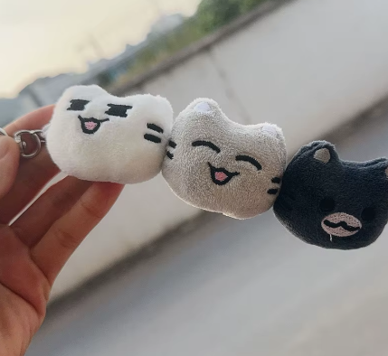 SEVENTEEN MINITEEN - PLUSH KEYCHAIN - Swiss K-POPup