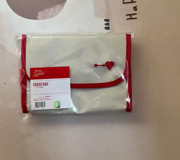 BTS - SPEAK YOURSELF LOVE YOURSELF - CROSS BAG - Swiss K-POPup