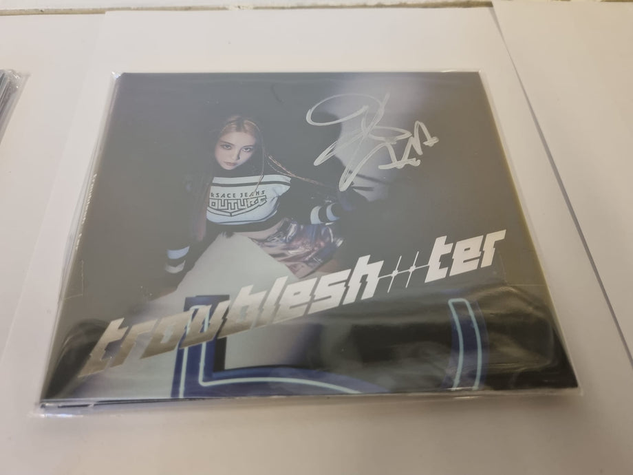 SIGNED CD] KEP1ER - TROUBLESHOOTER (3RD MINI ALBUM) DIGIPACK